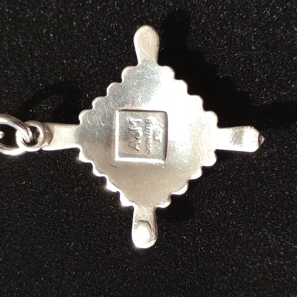 Native American Sterling Silver Sunface Zia Pendant Necklace - Picture 5 of 15